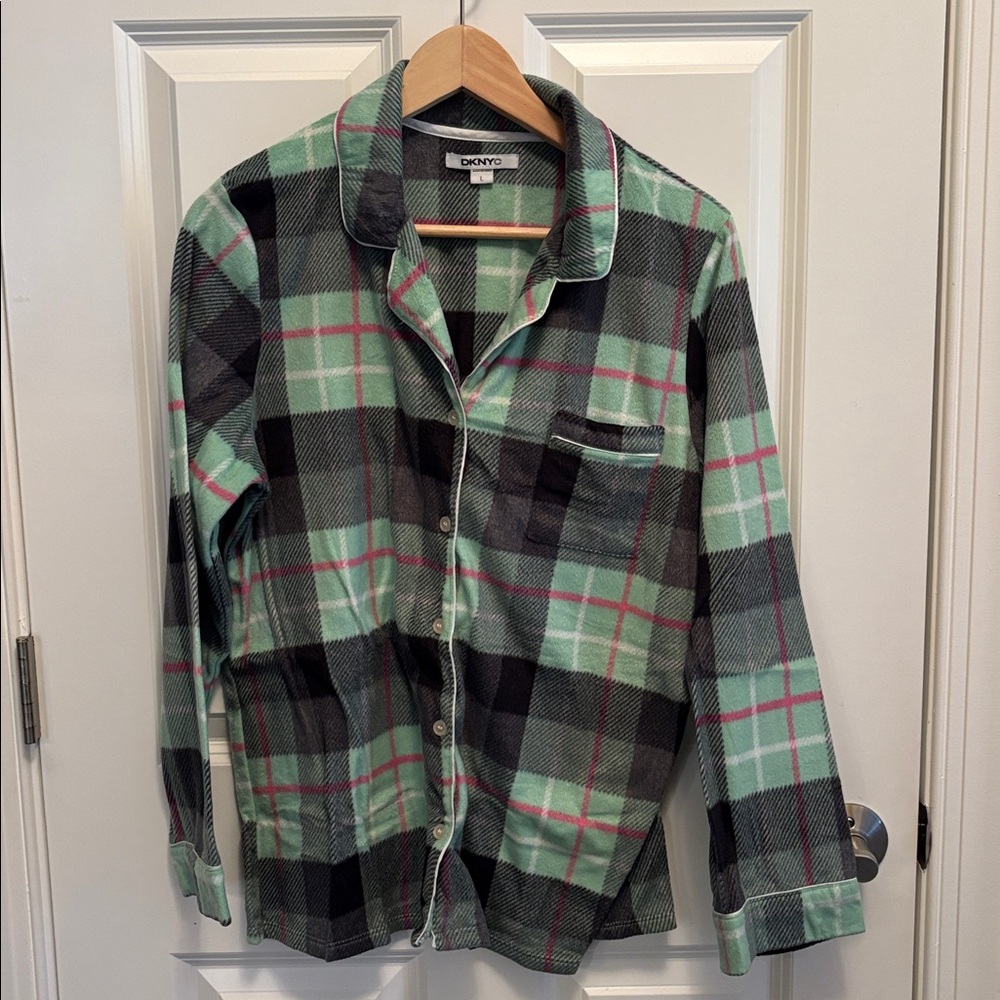 DKNYC Green and Black Plaid Pajama Top